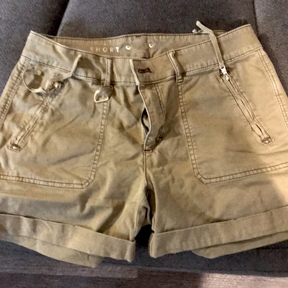 WHBM short
